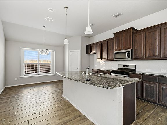 3rd image of 3854 Star Mesa St