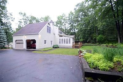 2nd image of 30 Timber Ln