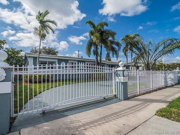 5th image of 4110 NW 185th St