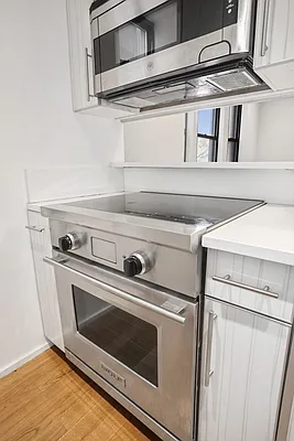 Sold by Compass | media 23