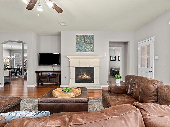 3rd image of 24710 Fawn Ridge Forest Dr