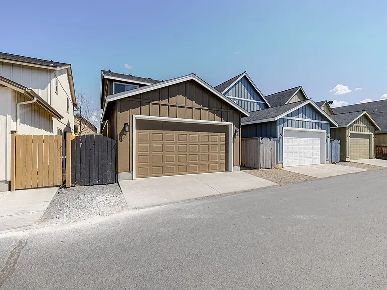 63121 De Haviland Ct — Photo 6