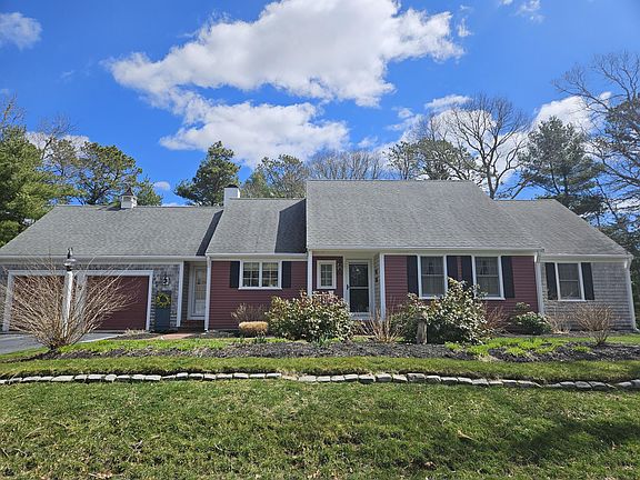 4th image of 170 Sturbridge Drive
