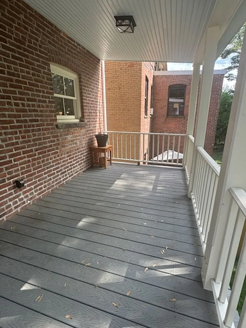 Price Reduced!! Spacious 2br/2ba Apartment In The Heart Of Newburgh 150 Lander Street — Photo 4