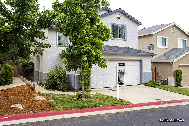 2405 Cold Harbor Way photo 1