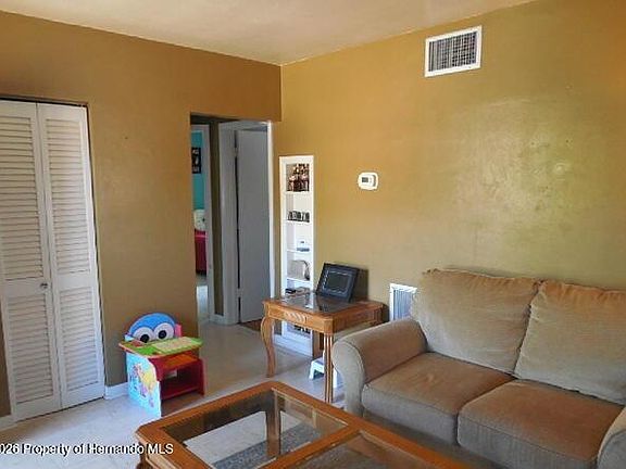 2nd image of 1204 Academy Ave