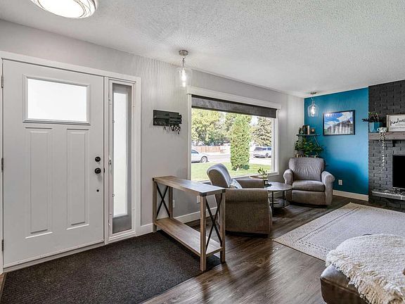 4th image of 4820 62nd Ave