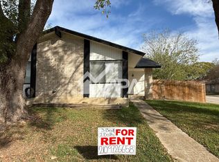 7131 Cork Dr, San Antonio, TX 78239