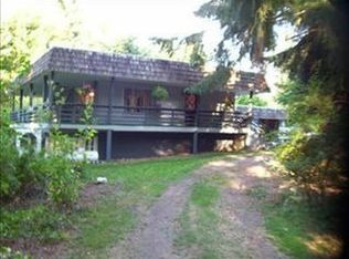 7644 Rainier Rd SE, Olympia, WA 98513