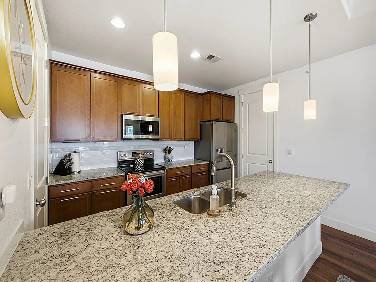 5851 Dripping Rock Ln #B201 — Photo 8