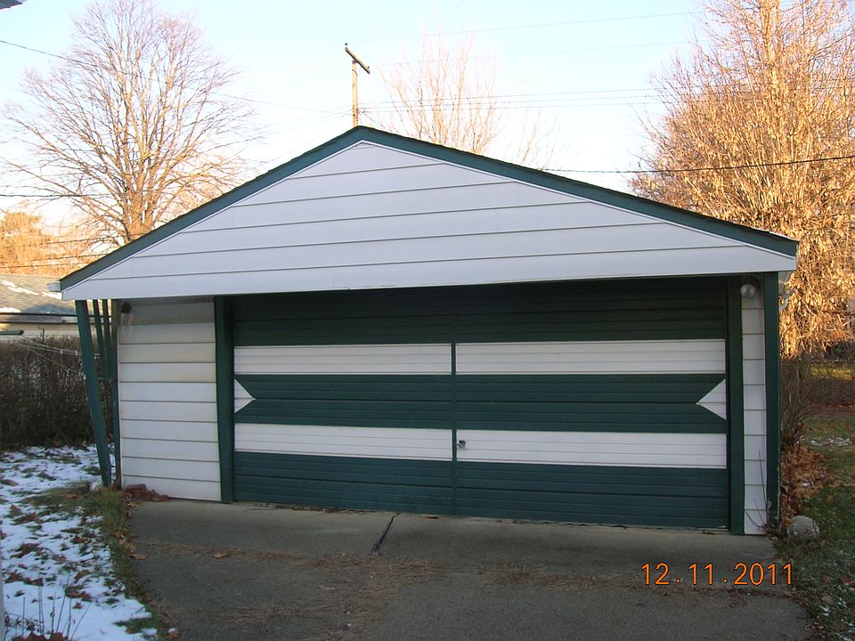 2nd image of 26848 Andover St