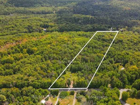 0 Glamor Lake Rd, Highlands East, ON K0M 1S0