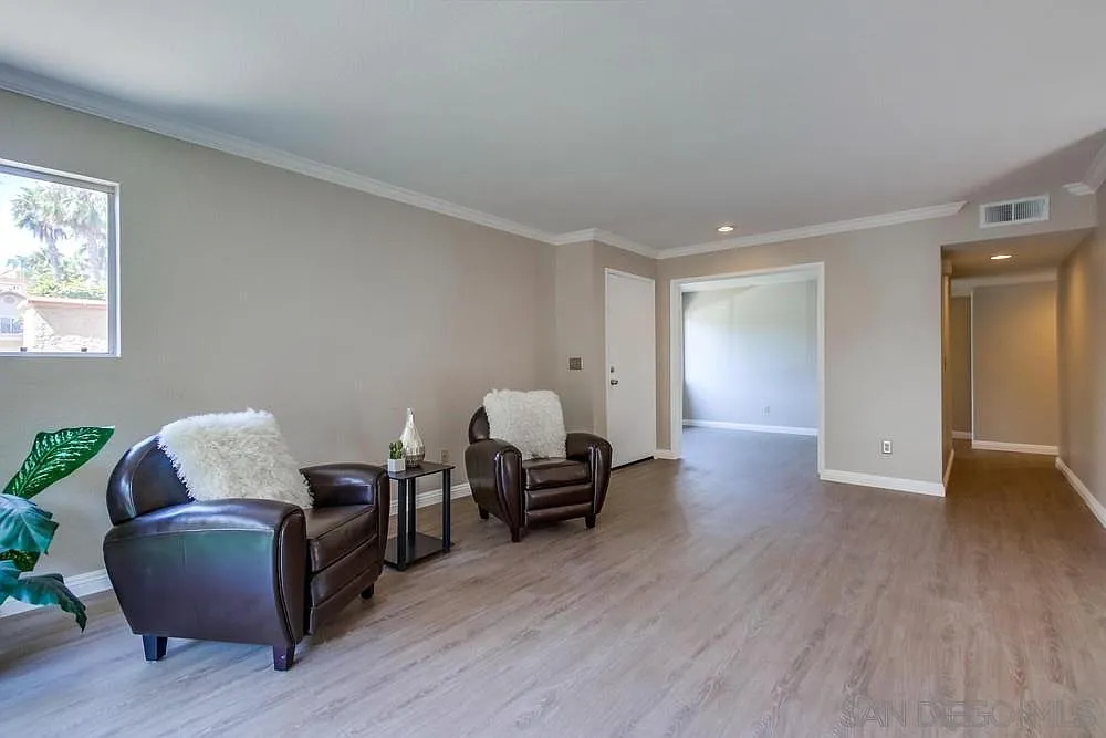 3 bed, 1230 sqft, $3,500 — Photo 4
