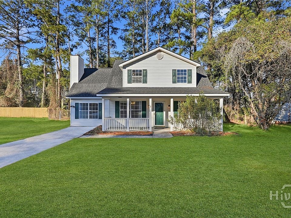 1st image of 8 Larchmont Court