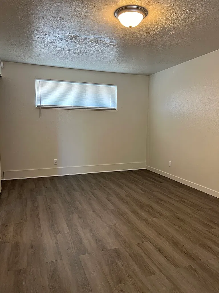 1 bed, $700 — Photo 4