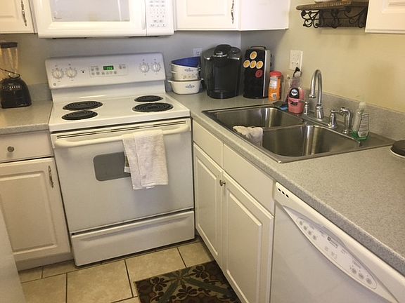 3rd image of 308 Miracle Strip Pkwy SW Unit 22B