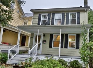 503 Harrison St, Frenchtown, NJ 08825