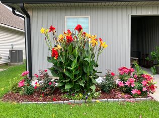 209 Springsteen Ln, Lafayette, LA 70507
