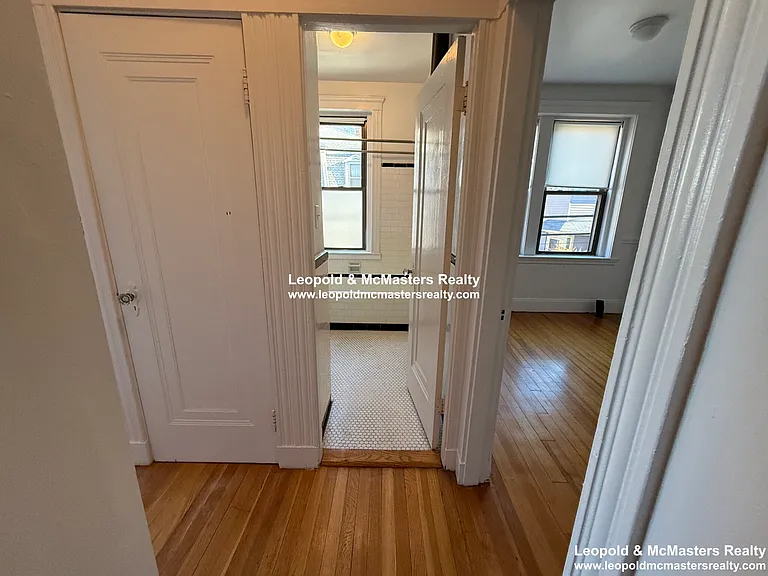 30 Bellevue St #15 — Photo 5