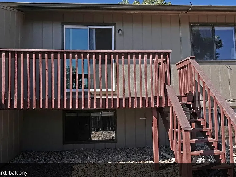 1 Centaur Court Duplex — Photo 9