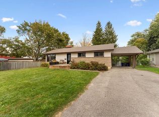 154 Paris Rd, Brantford, ON N3R 1J1