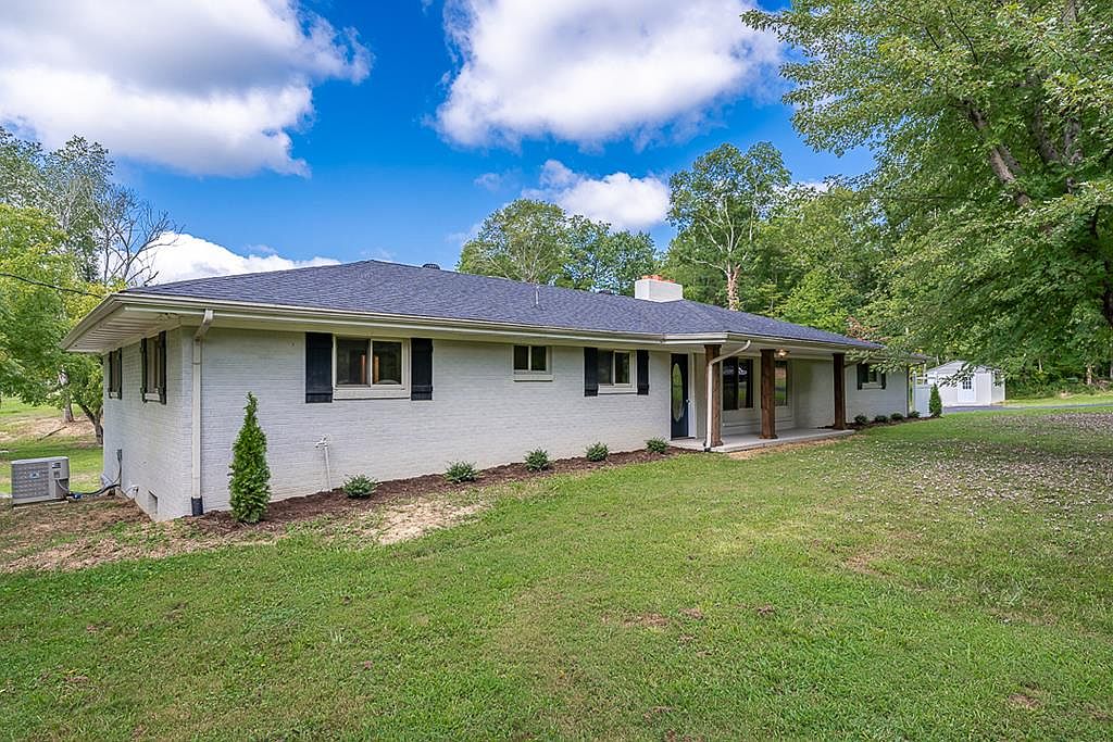 1719 Hilham Hwy, Livingston, TN 38570 Zillow