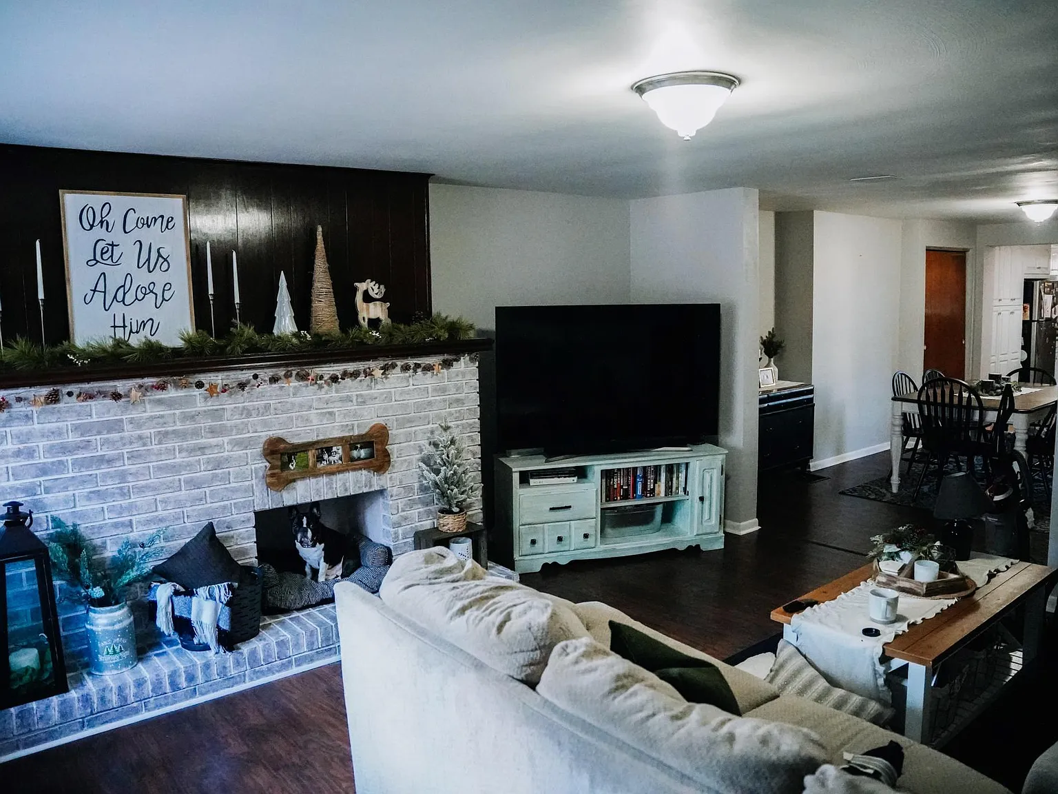2507 Sarah Street — Photo 4