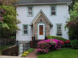 341 Manor Rd, Flushing, NY 11363