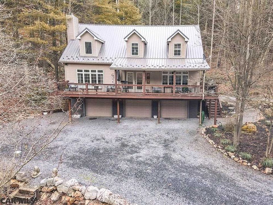 1st image of 11871 Tuckers Ln
