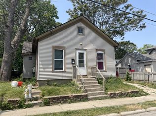 942 Wilson St, Racine, WI 53404