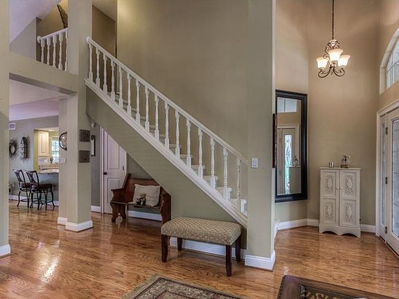 4th image of 13133 Greengage Ln