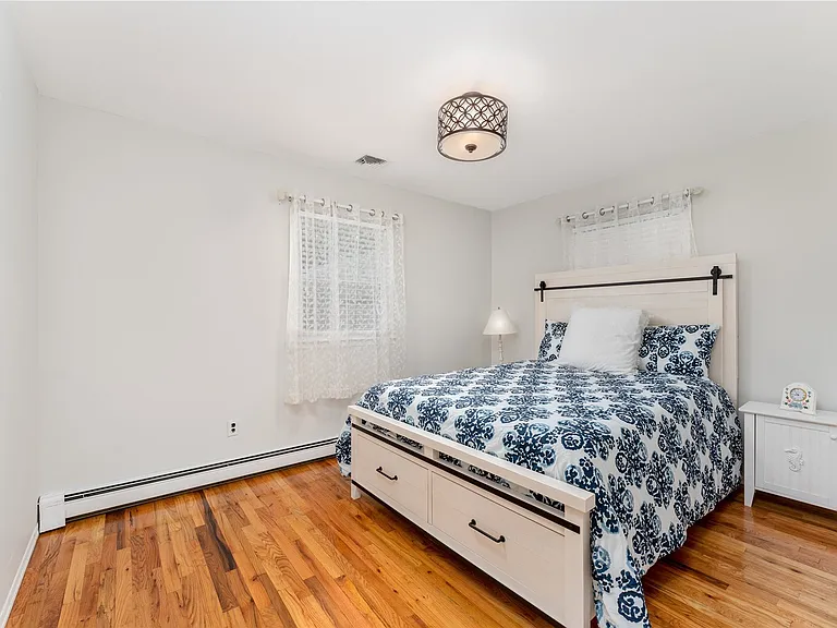 8 Wakeman Ct — Photo 13