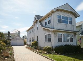 68 Stephenson Blvd, New Rochelle, NY 10801