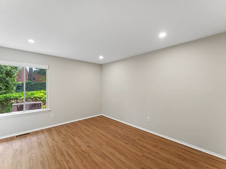 245 Hamilton Ave #1 — Photo 12