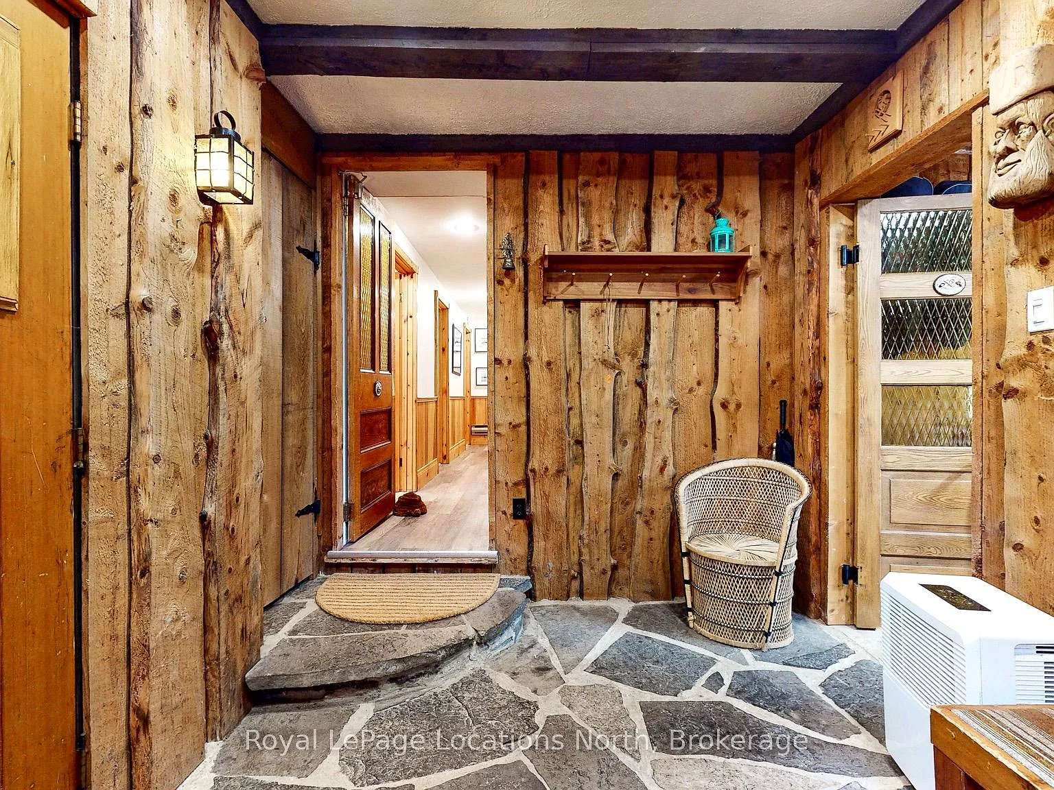 4 bed, $5,500 — Photo 2
