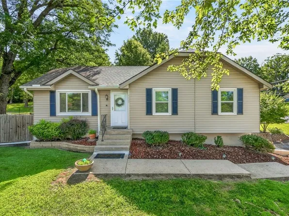 4625 N Bennington Ave, Kansas City, MO 64117
