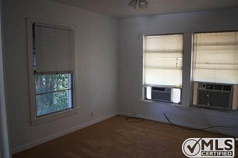 5th image of 226 Hamilton St