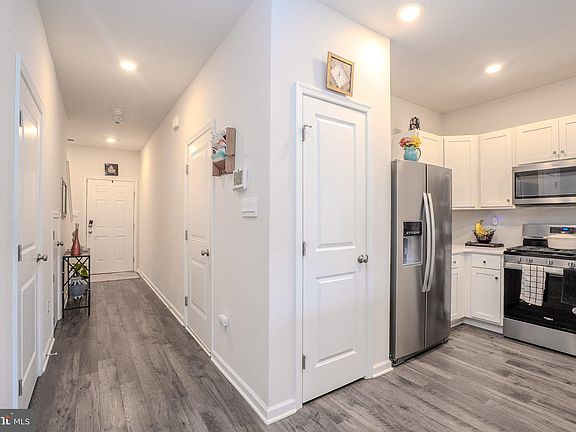 5th image of 1 Arlotta St