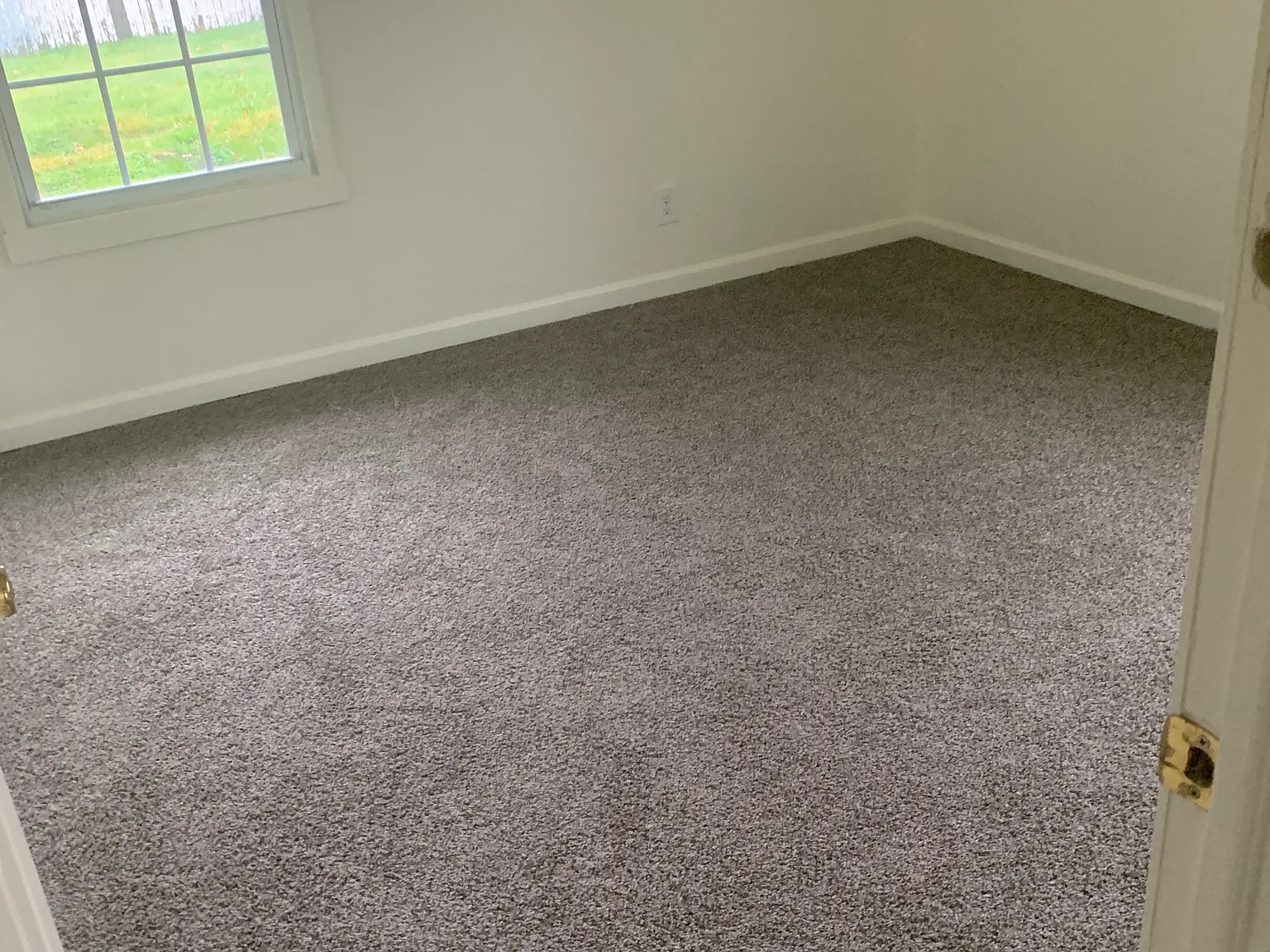 3 bed, 864 sqft, $1,200 — Photo 4
