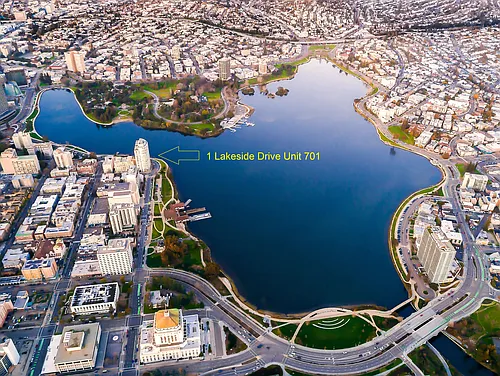 1 Lakeside Dr Photo 1