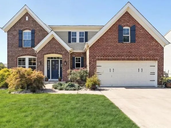 1102 Hayward Cir, Milford, OH 45150