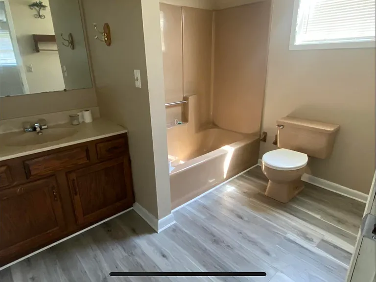241 Dover Ave — Photo 6