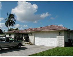 3rd image of 11310 NW 25th St
