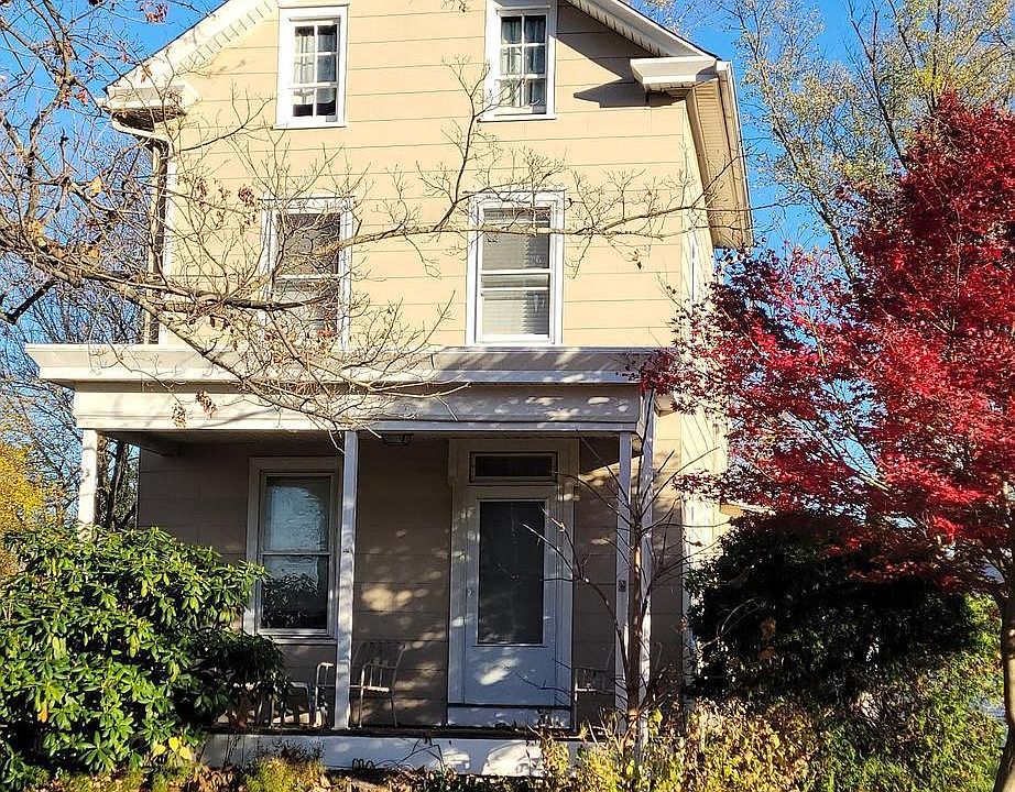 1st image of 2391 2nd Street Pike