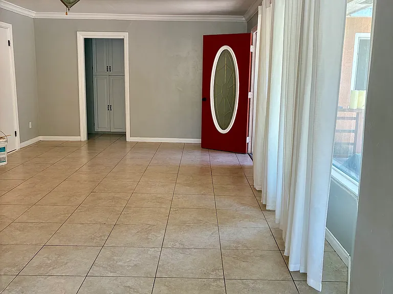 1611 Gibson St — Photo 5