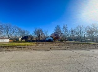 400 Main St, Garden City, MO 64747