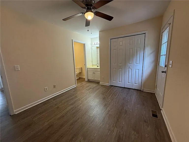 683 Grant St #I — Photo 11