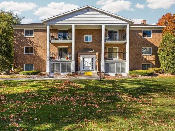 530 Georgetown Dr APT 47, Traverse City, MI 49684