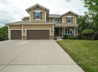 16610 S Marais Dr, Olathe, KS 66062