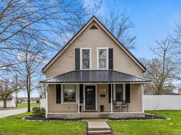 228 E Townley St, Bluffton, IN 46714